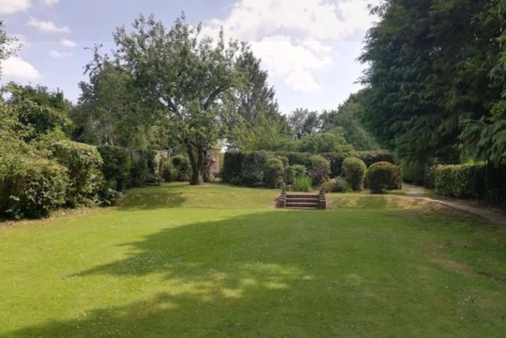 Sycamore Lodge Kent With Ev Zappi Type 2, Swimming Pool For A Fee Sellindge 외부 사진
