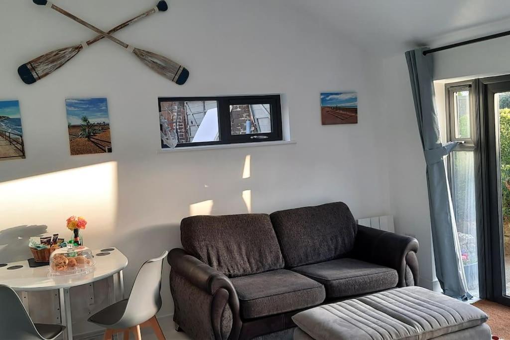 Sycamore Lodge Kent With Ev Zappi Type 2, Swimming Pool For A Fee Sellindge 외부 사진